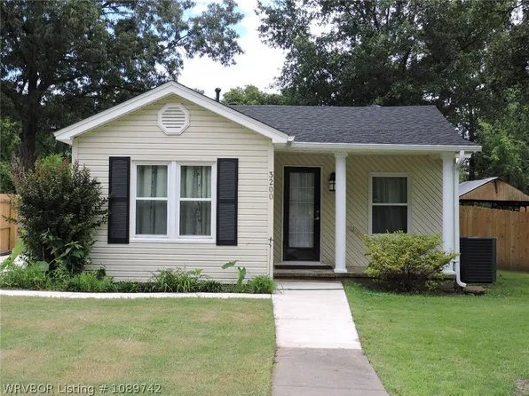 3200 Oak Grove St, Fort Smith, AR 72904