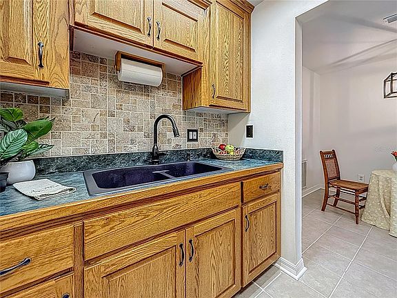 4th image of 2442 Enterprise Rd APT 6