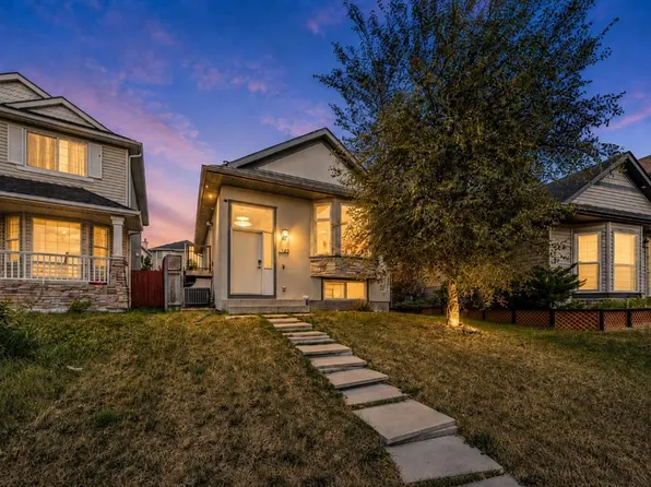 163 S Taravista St NE, Calgary, AB T3J 4S3