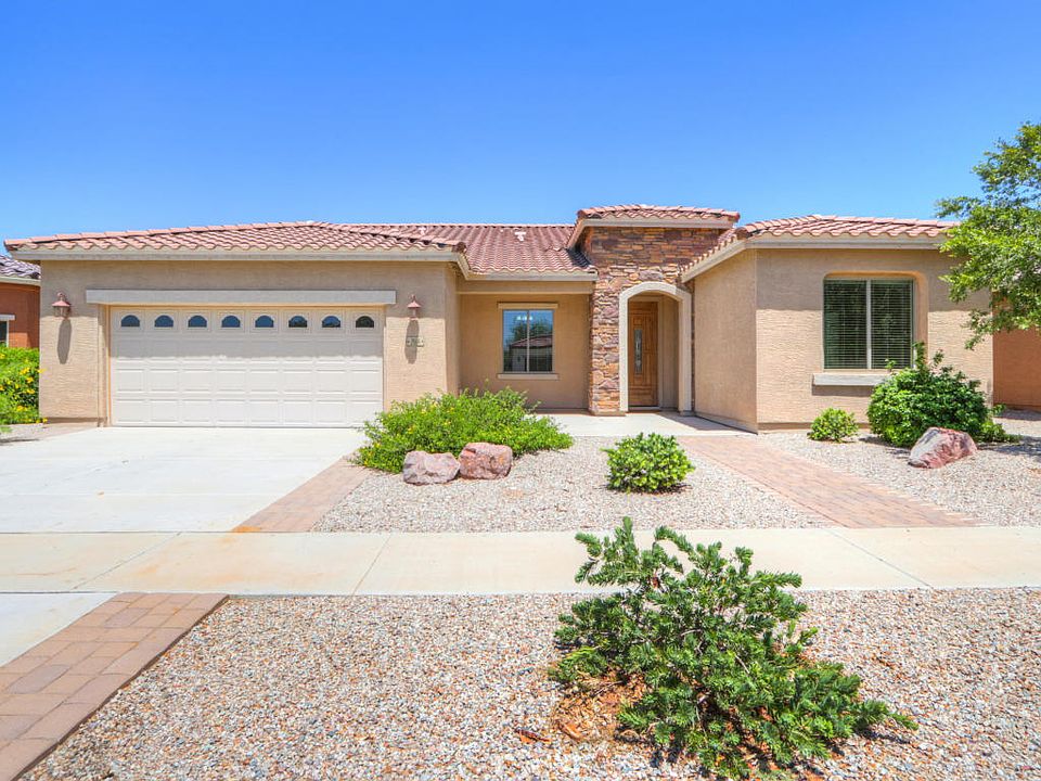 1st image of 2614 E San Mateo Dr