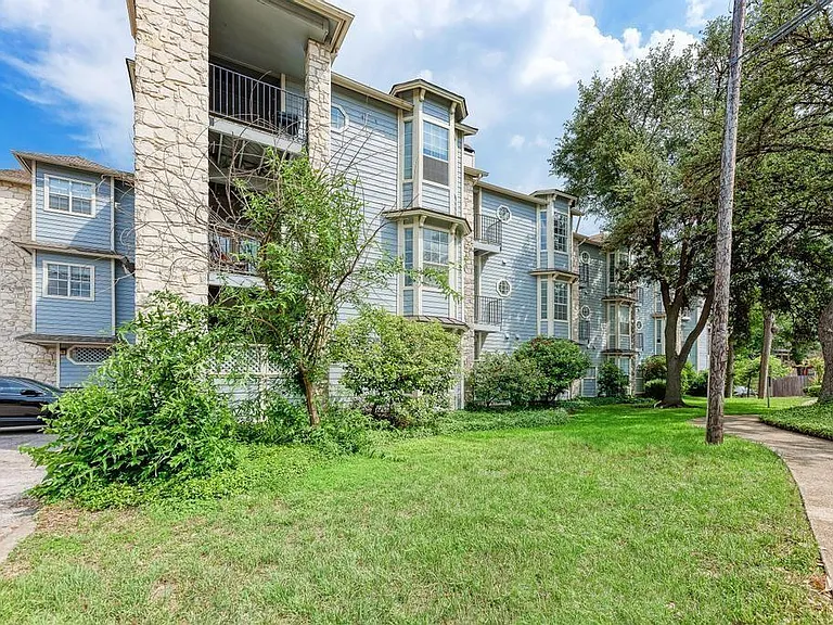 3111 Tom Green St #210 — Photo 1