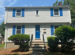 208 Fenno St, Quincy, MA 02170