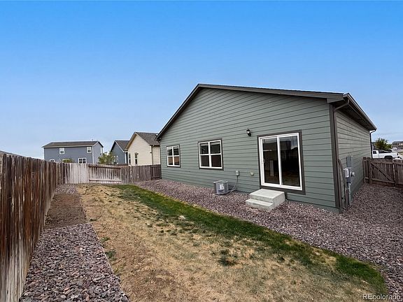 5th image of 209 Clayton Avenue
