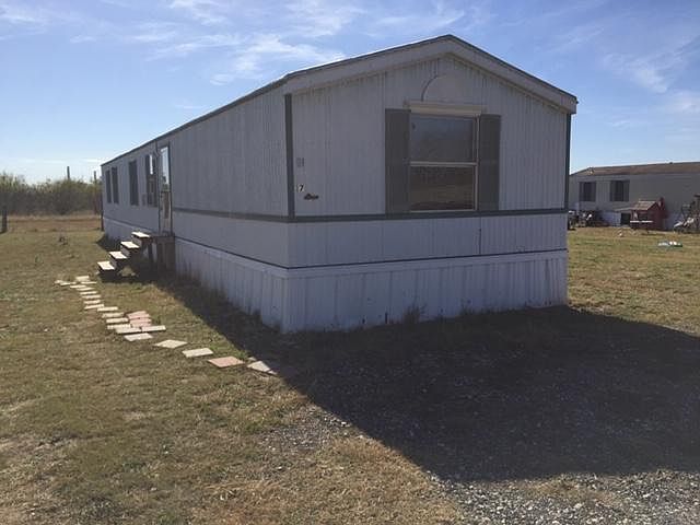 2nd image of 8221 Cover Rd