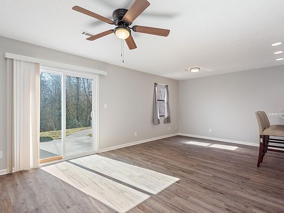 3rd image of 2909 La Villas Dr APT 408