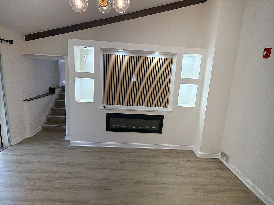 1st image of 308 E 55th St APT 4