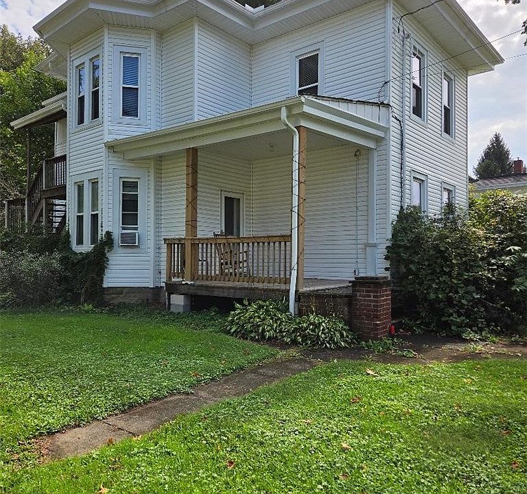 1st image of 249 S Main St