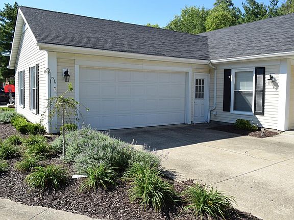 2nd image of 20242 Beechwood Ln