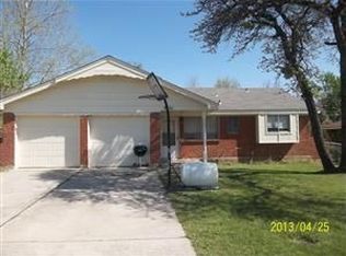 9701 Sonata Ct, Midwest City, OK 73130
