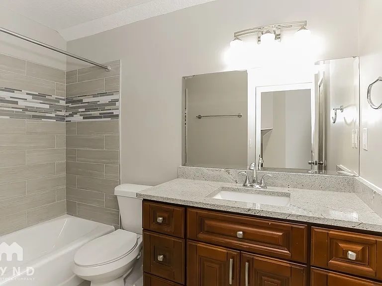 4350 Jiggermast Ave — Photo 11