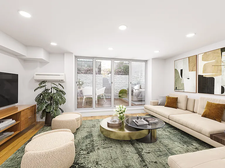 643 Warren St #1 — Photo 3