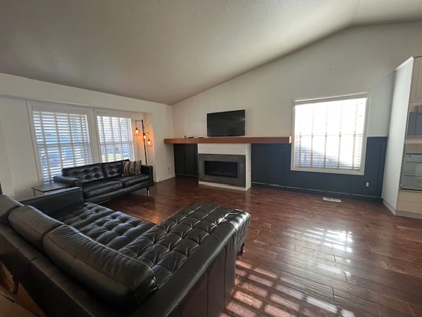 3 Bedroom 2 Bath Dundee OR 97115 — Photo 3