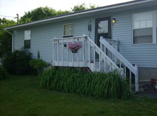 51 Yost St, Johnstown, NY 12095