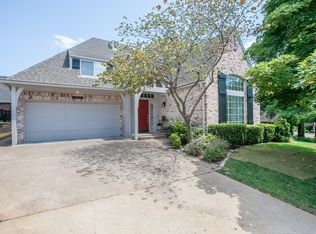 8223 S Delaware Pl, Tulsa, OK 74137