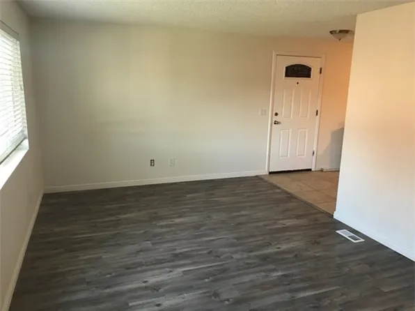 4001 S 300 E APT 6, Millcreek, UT 84107