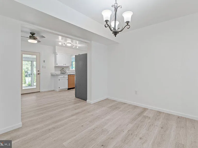 322 Harlan Sq #A-2 — Photo 8