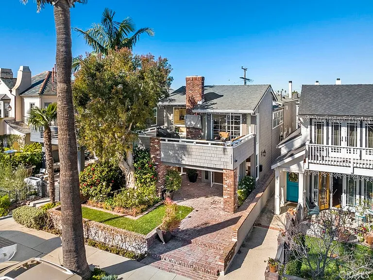 411 Goldenrod Ave #B — Photo 6