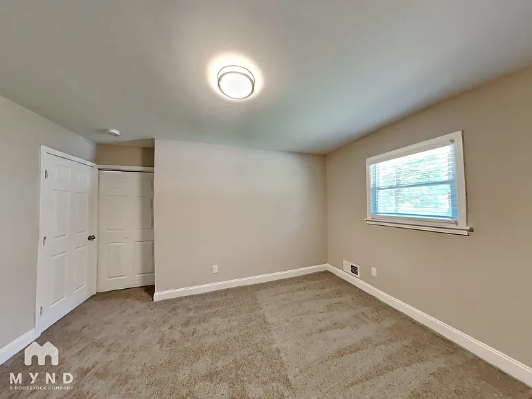 8266 Lake View Ter — Photo 11