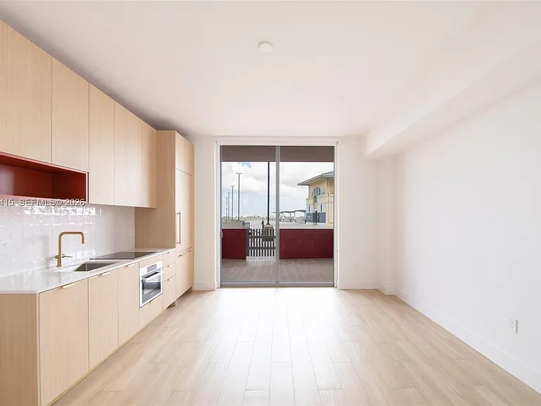 90 NE 32nd St #516 — Photo 2