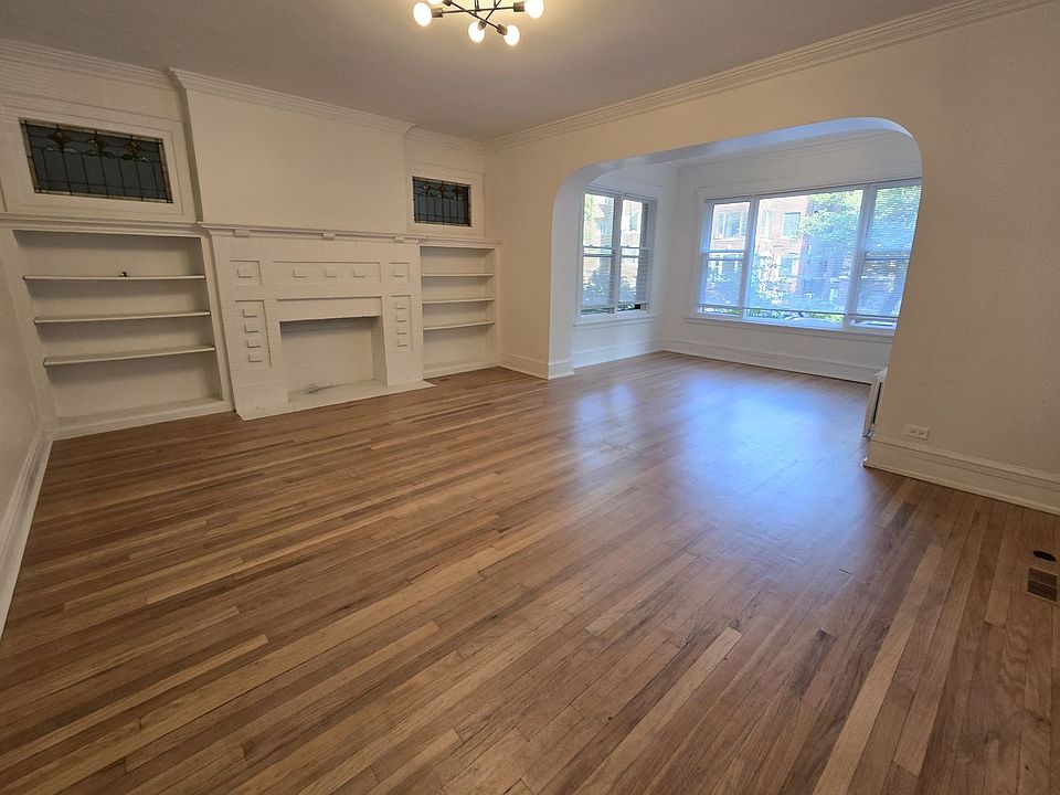 1st image of 1233 W North Shore Ave #1