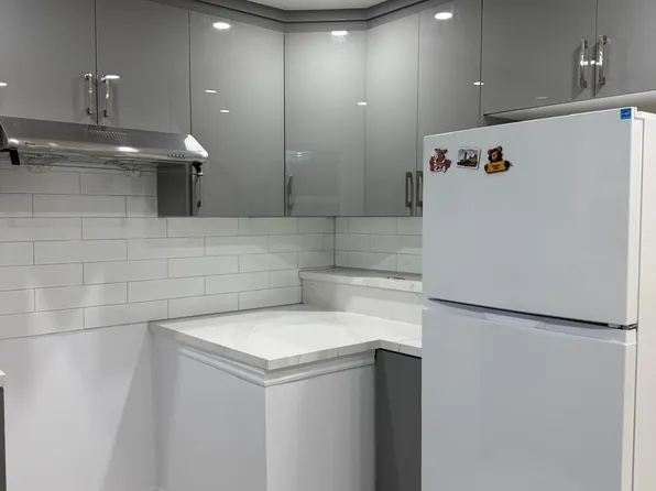 28 Alexandria Cres, Brampton, ON L6T 1N3