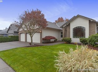 16271 SE Orchard View Ln, Damascus, OR 97089