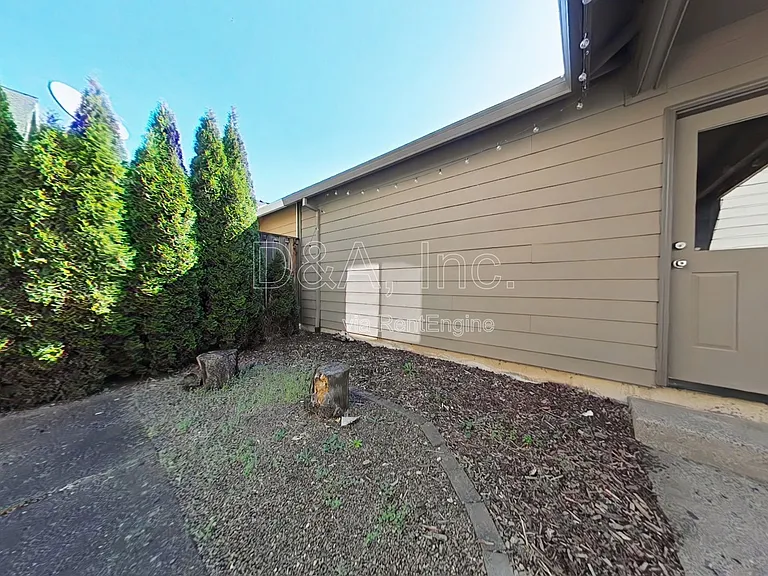 3523 SE Midvale Dr — Photo 15