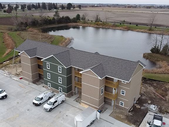 3rd image of 913 Green Mill Rd #2