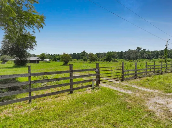 386 County Road 784, Buna, TX 77612