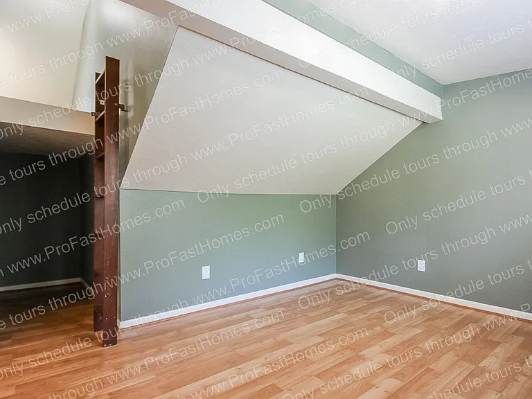 7840 SW West Slope Dr — Photo 35