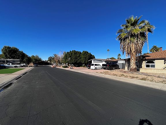 4th image of 4456 W Dahlia Dr