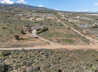 8672 Sierra Vista Rd, Phelan, CA 92371