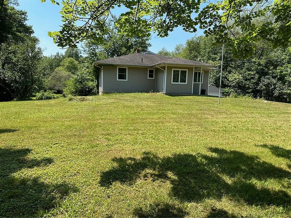 1st image of 60 Maple Avenue