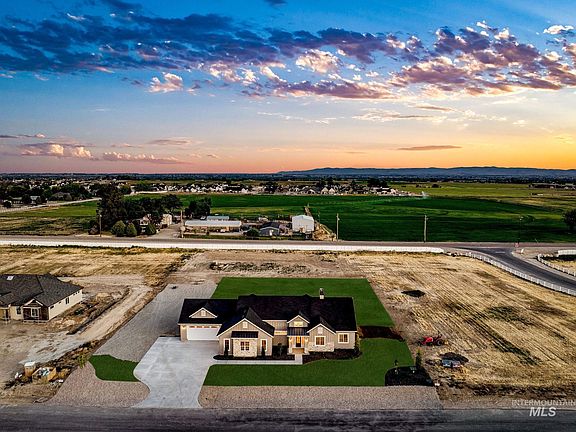 5th image of 9401 Basin Kid Ct