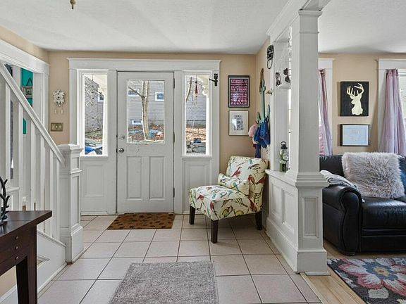 3rd image of 65 Pike Street