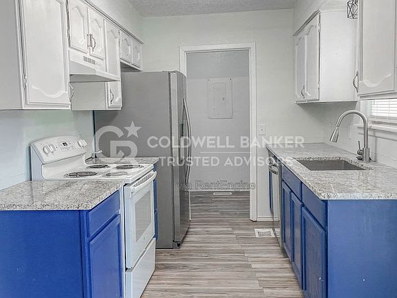 4th image of 9608 Detroit Ave