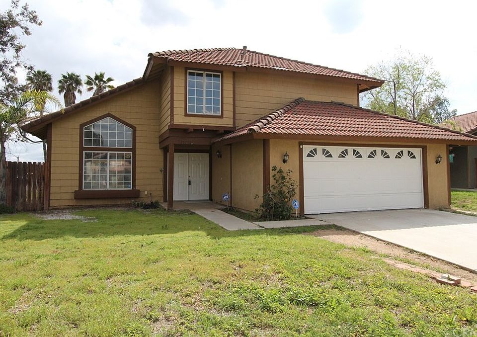 1st image of 25759 Brumelia Ct
