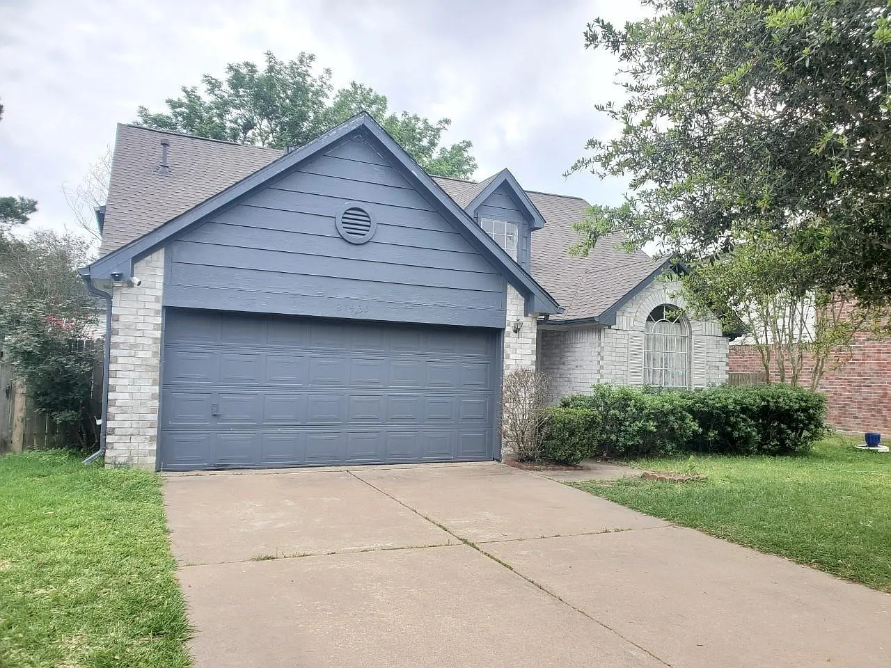 3 bed, 2.0 bath, 1901 sqft, $1,950 — Photo 4