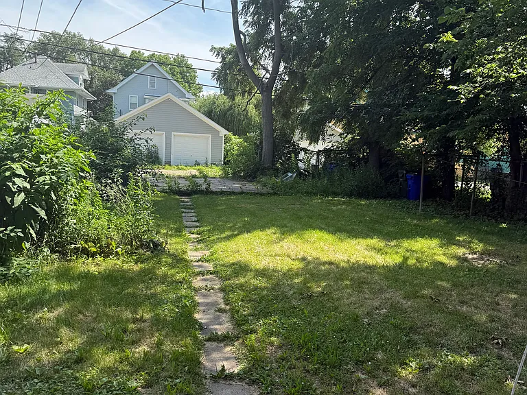 1545 Washington Ave SE #B — Photo 12