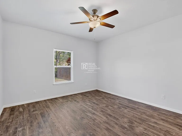 5838 Humbert Ave — Photo 19