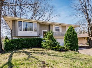 6606 Lincoln Ave, Windsor Heights, IA 50324