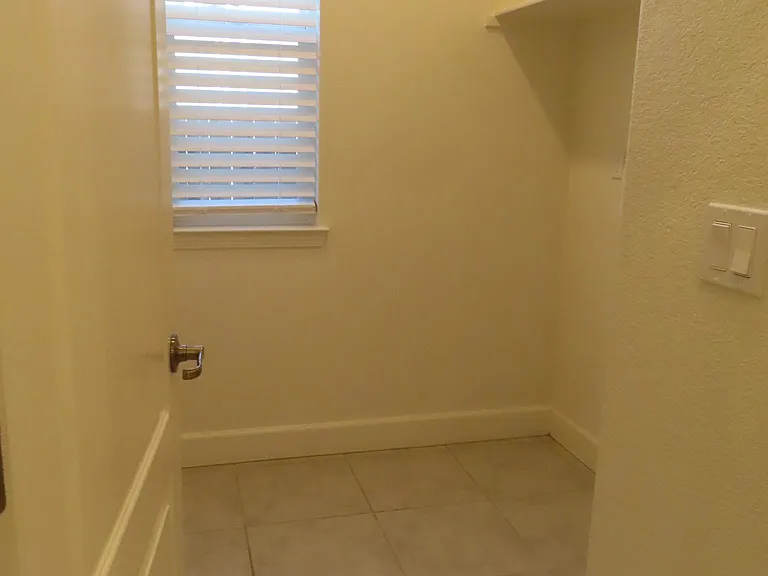 6771 Lookout Peak Dr — Photo 33