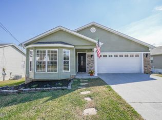 314 Waters Rd, Maryville, TN 37803