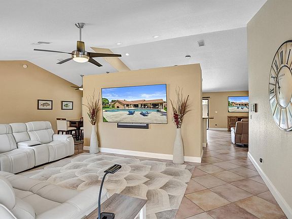 2nd image of 9255 Sun Pointe Drive