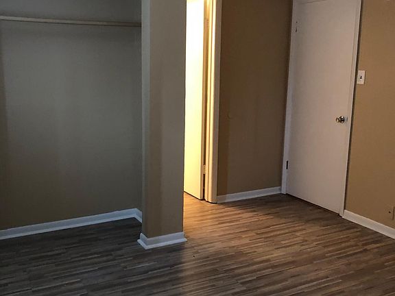 4th image of 3575 Evergreen Ave APT 1