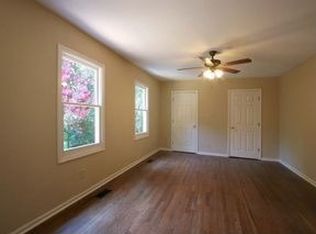 4533 Ridge Dr, Pine Lake, GA 30072