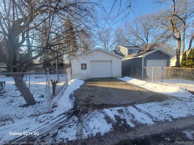 2119 8th St, Port Huron, MI, 48060