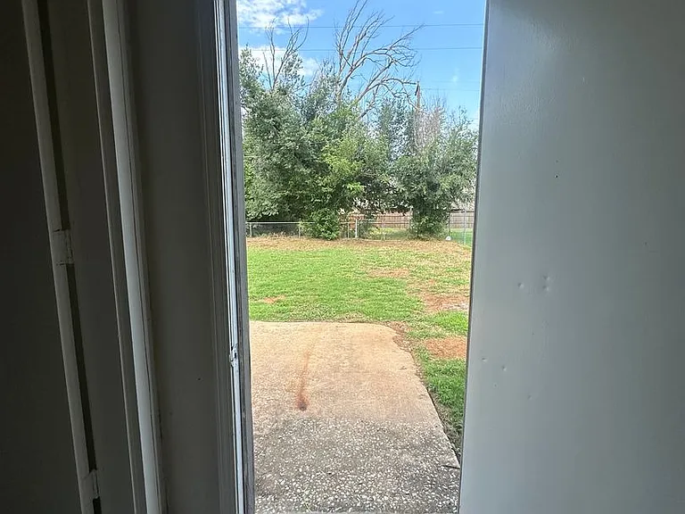 1705 Melody Dr — Photo 43