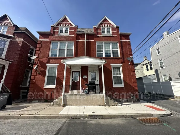 825 Church St #2E, Lebanon, PA 17046