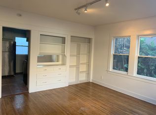 343 N Benton Way, Los Angeles, CA 90026